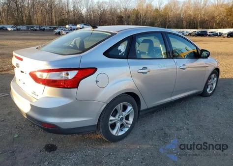 2014 Ford Focus Se z USA, uszkodzony, nr VIN 1FADP3F29EL145153